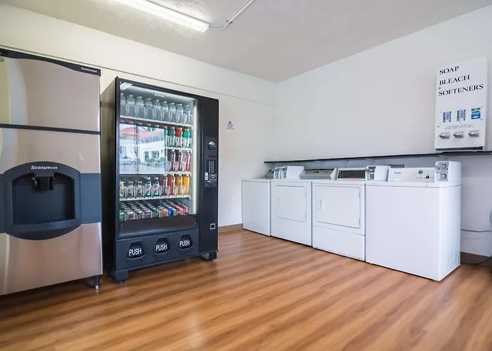 Americas Value Az Hotel 3*