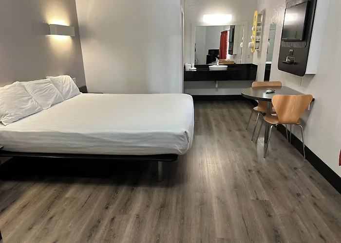 Americas Value Az Hotel