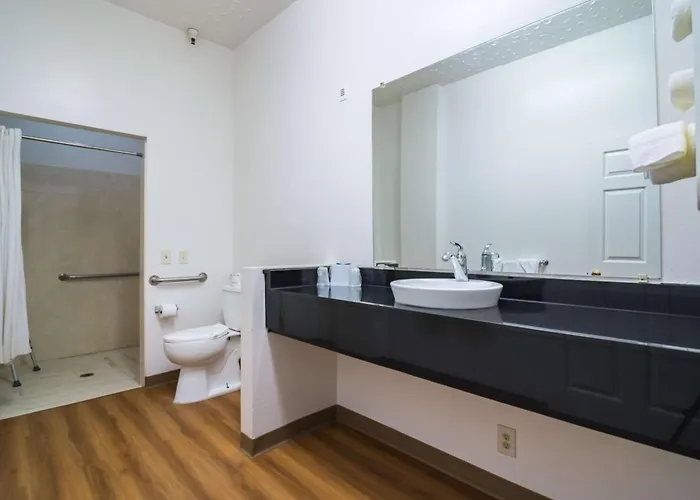 Americas Value Az Hotel 3*